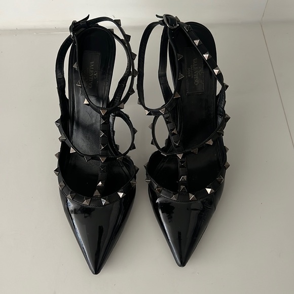 Black patent leather Valentino shoes size 41 - Picture 2 of 11